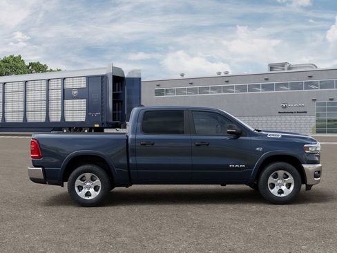 New 2026 RAM 1500 4x4 Crew Cab image 11