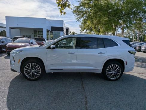 New 2026 Buick Enclave Avenir w/ Super Cruise Package image 8