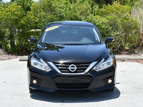 Used 2016 Nissan Altima 2.5 SL w/ Moonroof Package FWD image 32