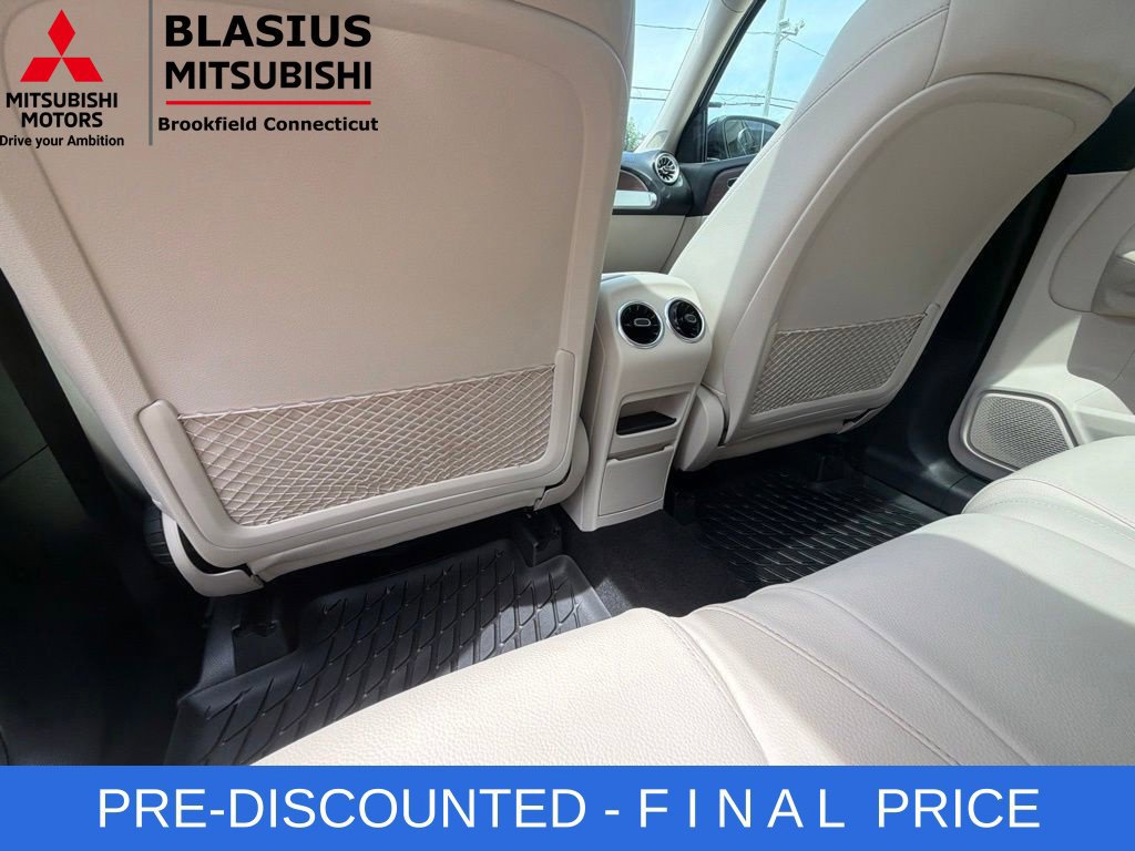 Used 2022 Mercedes-Benz GLB 250 4MATIC w/ Premium Package Lite image 49