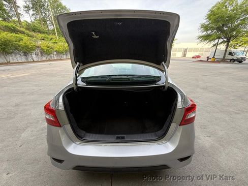 Used 2019 Nissan Sentra SV image 30