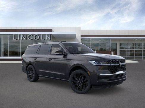 New 2026 Lincoln Navigator Reserve w/ Jet Appearance Package image 7