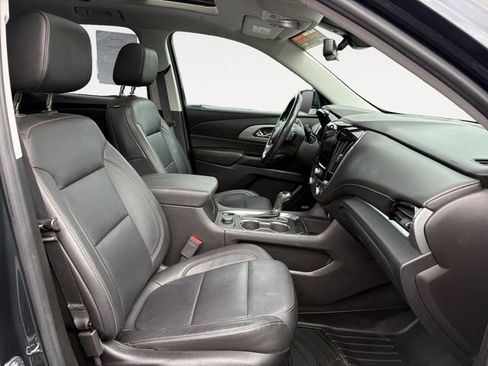 Used 2019 Chevrolet Traverse LT w/ LT Premium Package FWD image 15