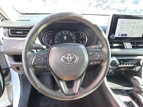 Used 2023 Toyota RAV4 LE FWD image 15