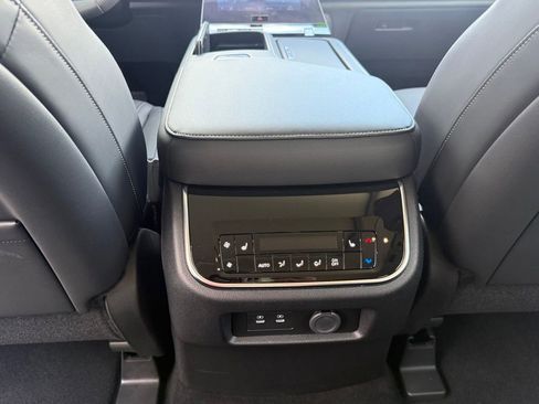 Used 2025 INFINITI QX80 Pure image 57