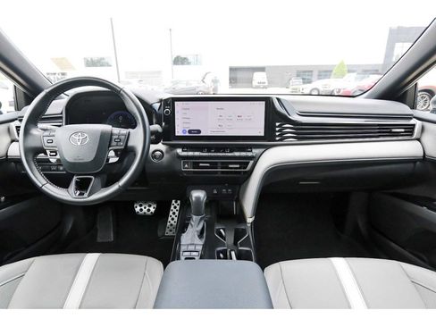 Used 2025 Toyota Camry SE w/ Multimedia Upgrade Package FWD image 7