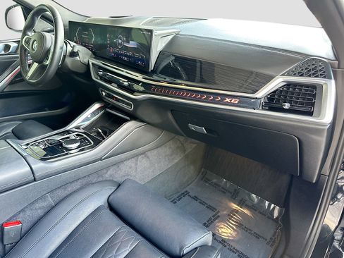 Used 2024 BMW X6 xDrive40i w/ Premium Package image 31
