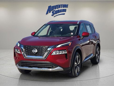 Used 2023 Nissan Rogue Platinum w/ Platinum Premium Package image 2