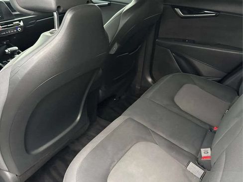 Used 2023 Kia Niro LX FWD image 15