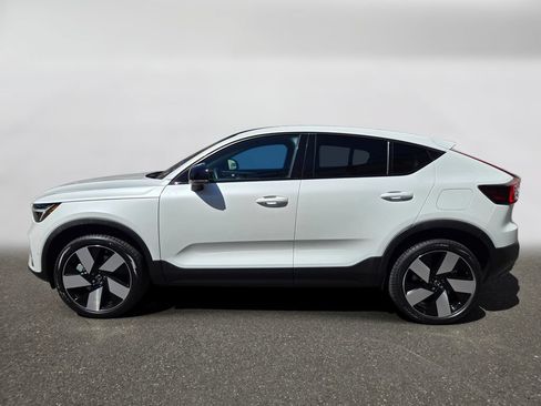 Certified 2023 Volvo C40 P8 Recharge Ultimate AWD/4WD image 2