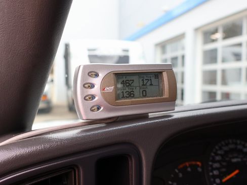 Used 2003 Chevrolet Silverado 2500 LS w/ Skid Plate Package image 13