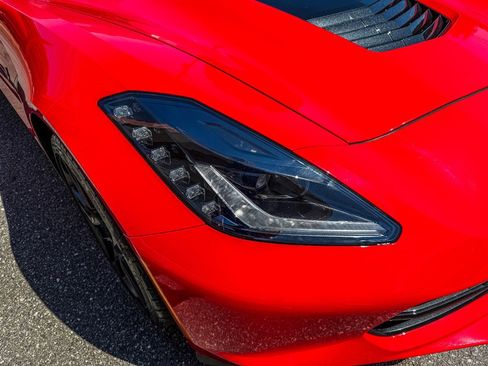 Used 2019 Chevrolet Corvette Stingray Coupe w/ Carbon Flash Badge Package RWD image 15