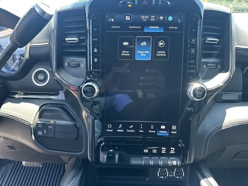 Used 2022 RAM 2500 Limited AWD/4WD image 30