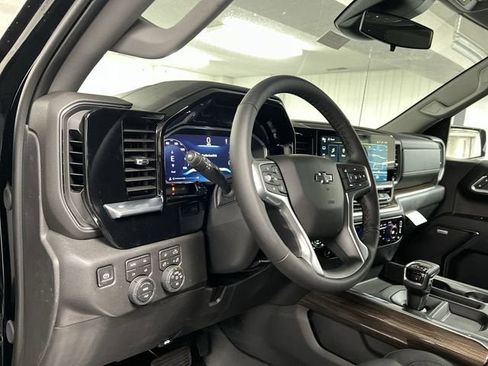 New 2026 Chevrolet Silverado 1500 LT Trail Boss w/ LT Trail Boss Premium Package AWD/4WD image 10