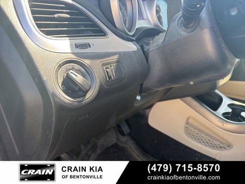 Used 2015 Dodge Journey American Value Package w/ Flexible Seating Group FWD image 16