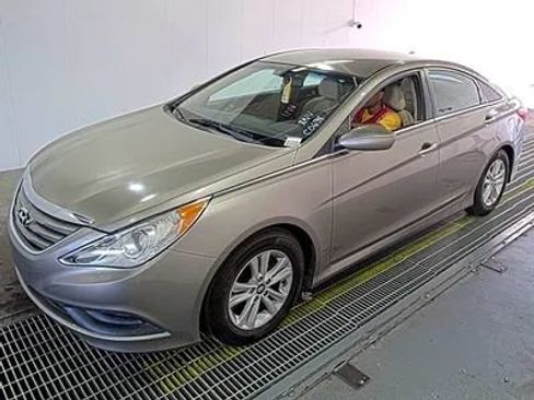 Used 2014 Hyundai Sonata GLS FWD image 1
