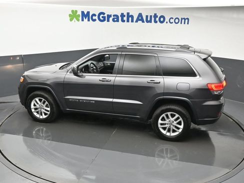 Used 2017 Jeep Grand Cherokee Laredo w/ Quick Order Package 23E AWD/4WD image 22