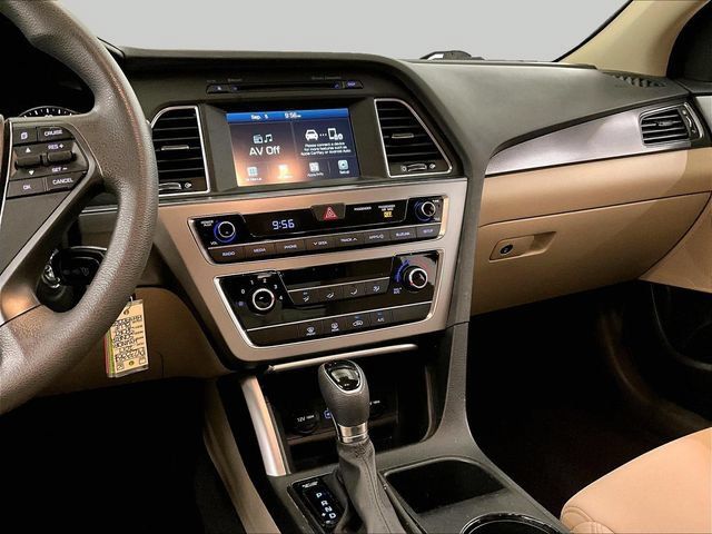 Used 2017 Hyundai Sonata Sport FWD image 6