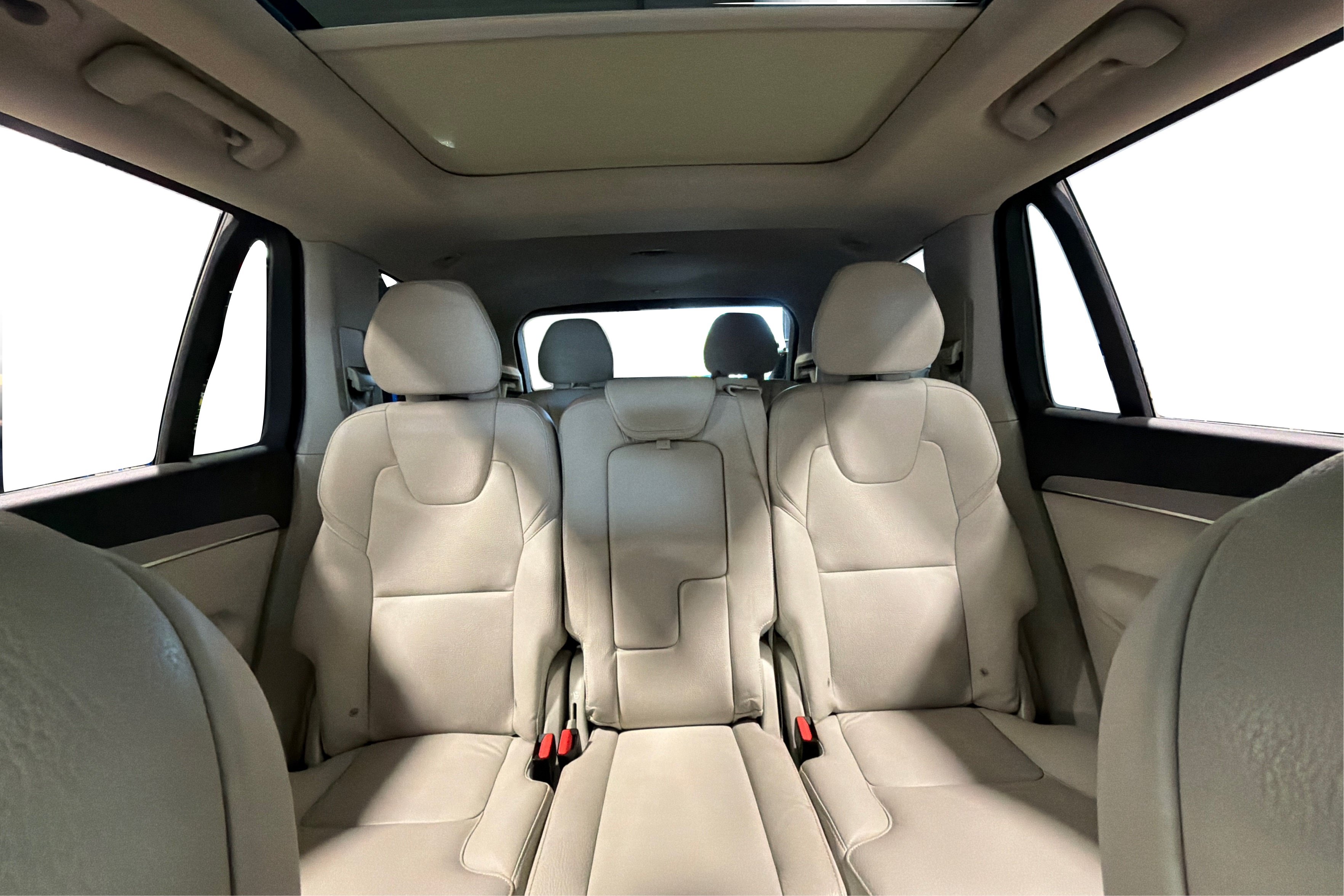 Used 2021 Volvo XC90 T5 Momentum w/ Climate Package AWD/4WD image 44