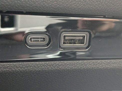 New 2026 Buick Enclave Sport Touring w/ Power Package image 25