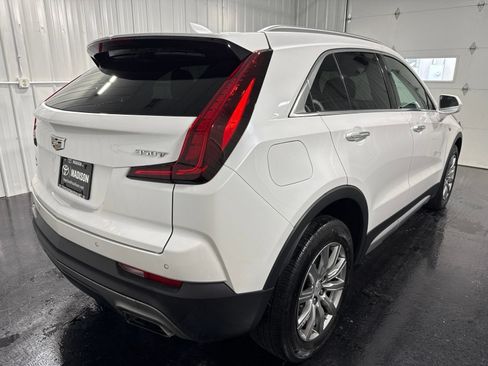 Used 2020 Cadillac XT4 Premium Luxury AWD/4WD image 4