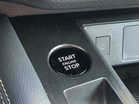 New 2025 Nissan Kicks SV w/ SV Premium Package image 28