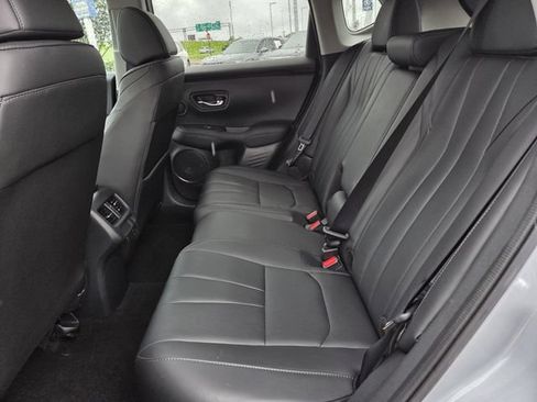 Used 2025 Acura ADX FWD image 18