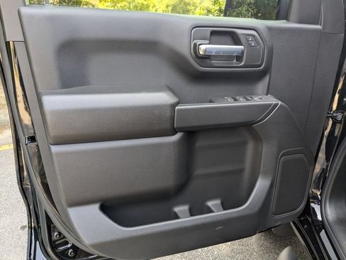 New 2026 Chevrolet Silverado 1500 Custom w/ Turbomax Blackout Package AWD/4WD image 9