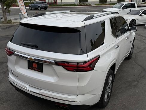 Used 2023 Chevrolet Traverse High Country AWD/4WD image 18