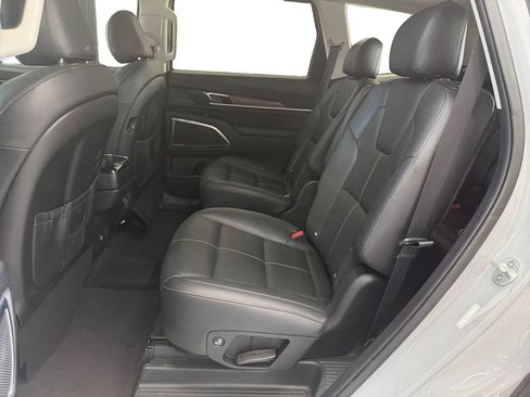 Used 2021 Kia Telluride SX w/ Nightfall Edition Package AWD/4WD image 16