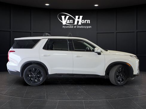 Used 2025 Hyundai Palisade XRT AWD/4WD image 2