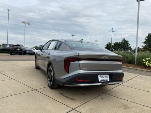 Used 2025 Kia K4 EX FWD image 9