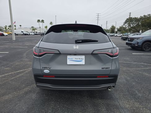 Certified 2026 Honda HR-V Sport image 5