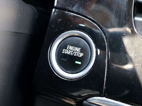 Used 2018 Buick Encore Preferred image 29