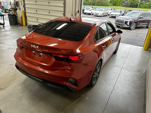 Used 2022 Kia Forte LXS FWD image 7