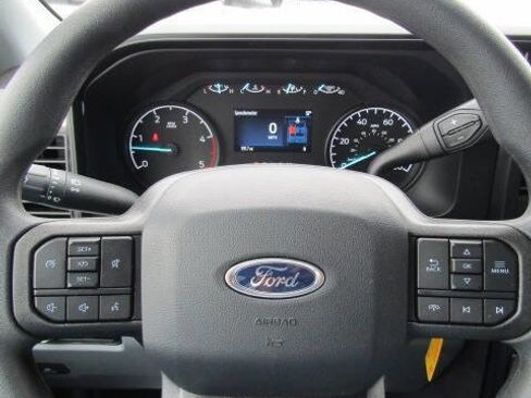 Used 2025 Ford F350 XL image 11