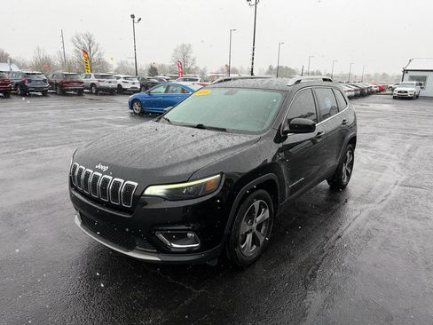 Used 2019 Jeep Cherokee Limited image 9