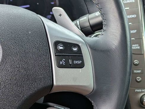Used 2011 Lexus IS 350C w/ Luxury Pkg RWD image 31