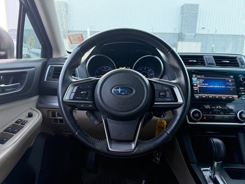 Used 2018 Subaru Outback 2.5i Premium AWD/4WD image 10