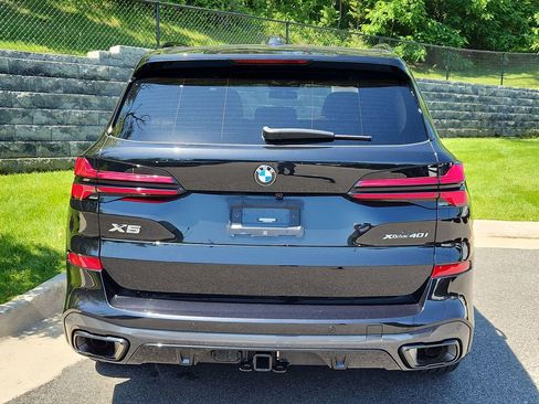 Used 2024 BMW X5 xDrive40i w/ M Sport Package AWD/4WD image 7