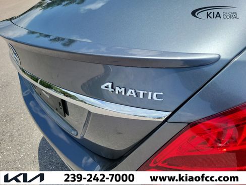 Used 2018 Mercedes-Benz C 300 4MATIC Sedan image 10