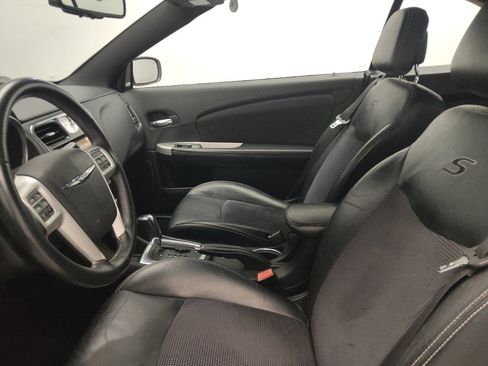 Used 2014 Chrysler 200 S image 17