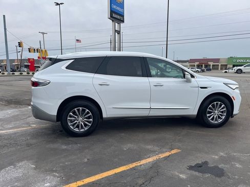Used 2024 Buick Enclave Premium image 6