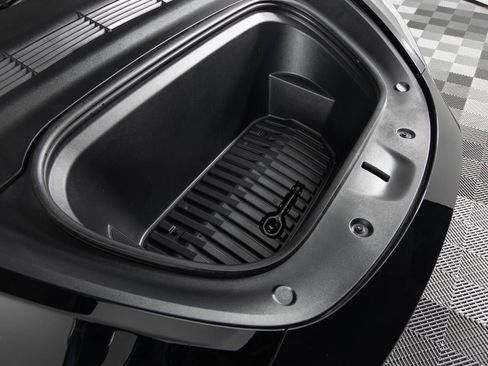 Used 2022 Tesla Model Y Performance image 39