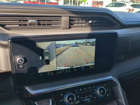 Used 2022 GMC Sierra 1500 Denali image 17