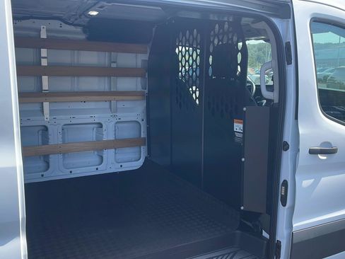 Used 2025 Ford Transit 250 Low Roof w/ Exterior Upgrade Package RWD image 24
