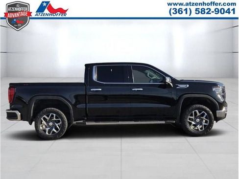 Used 2023 GMC Sierra 1500 SLT AWD/4WD image 2