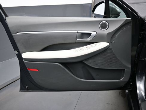 Certified 2026 Hyundai Sonata SEL FWD image 9