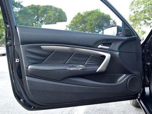 Used 2010 Honda Accord EX-L image 14