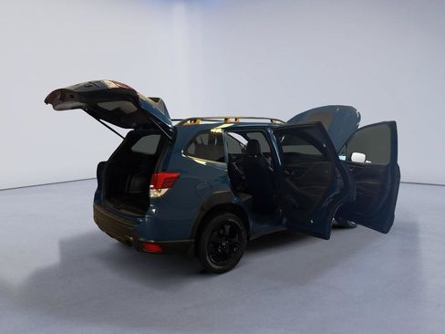 Used 2022 Subaru Forester Wilderness AWD/4WD image 14